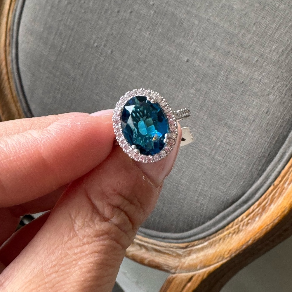 FASHION RING - Picture 5 of 5